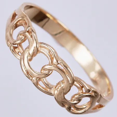 Ring Bismarck, stl: 16 ¾, bredd ca 2-5mm, Sävsjö Guldsmeds AB årsstämpel saknas, 18K Vikt: 1,8 g
