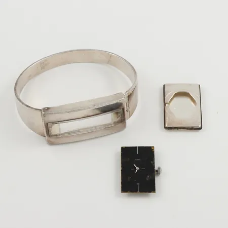 Armbandsur Juwel , Quartz, skadad urtavla,  mått ca 43x23mm, yttermått ca 20cm, silver 835/1000, vikt utan urverk 67,9 Vikt: 67,9 g