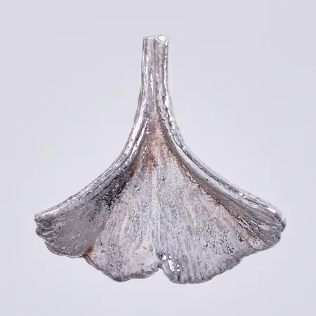 Hänge, längd: ca 2cm, bredd: ca 19mm, 925/1000 silver  Vikt: 1,6 g