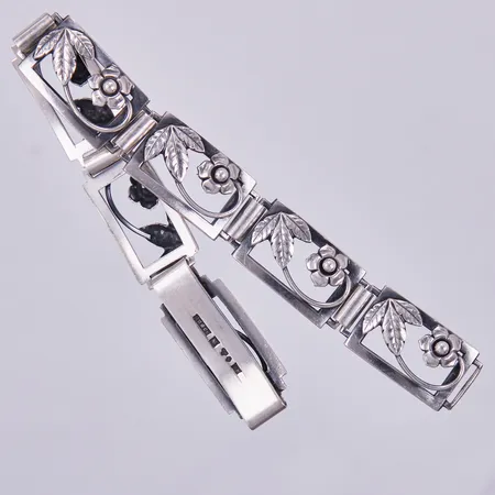 Armband, längd: ca 18,5cm, bredd: ca 14mm, GD & Co, år 1946, 830/1000 silver  Vikt: 22,8 g