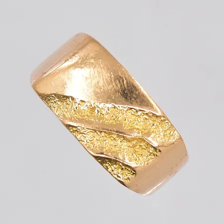 Klackring, stl 17, 18K Vikt: 5,2 g
