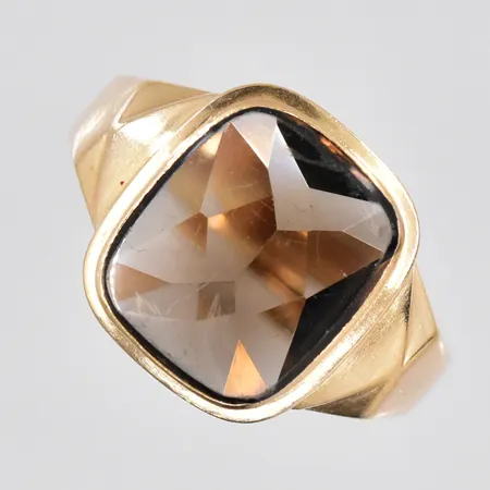 Klackring med brun sten, stl 21, repig sten, 18K Vikt: 4,6 g