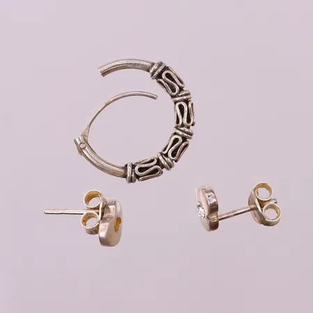 Örhängen, defekta, silver 925/1000.  Vikt: 2,4 g