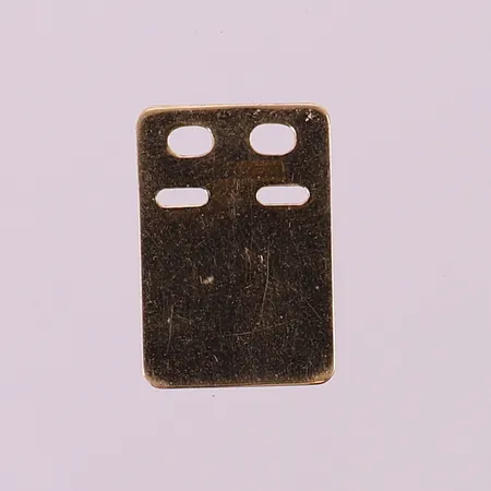 Hänge ID-bricka, ca 19x13mm, ograverad, NSE. 18K  Vikt: 1 g