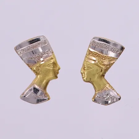 Ett par örhängen Nefertiti tvåfärgad med matterad dekor, ca 13x6,5mm, en snurrebuss saknas, ostämplad. 18K  Vikt: 1,7 g
