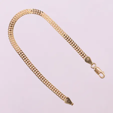 Armband fiskbenslänk, längd 18,5, bredd 4,1mm, 18K Vikt: 6,4 g