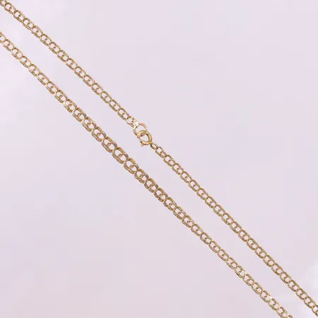 Collier doserad Bismarck, ca 47cm, bredd 3-4mm, slitna länkar. 18K  Vikt: 5,8 g