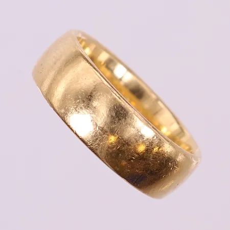 Ring, stl 18¼, bredd 2,1mm, 18K Vikt: 10,6 g
