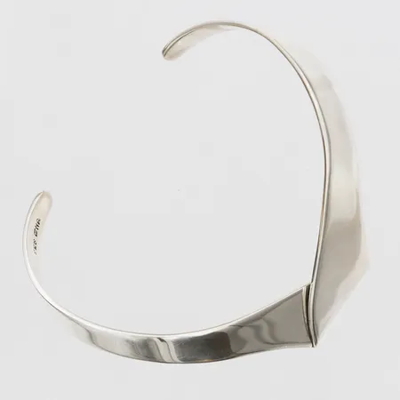 Armband, GHA, stelt, innermått: 59 mm, bredd: 6 - 13 mm, 925/1000 silver. Vikt: 16,7 g