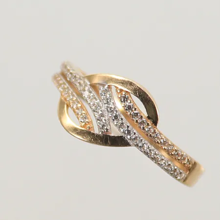 Ring stl 18¼, bredd 1-9mm, 14K Vikt: 2 g