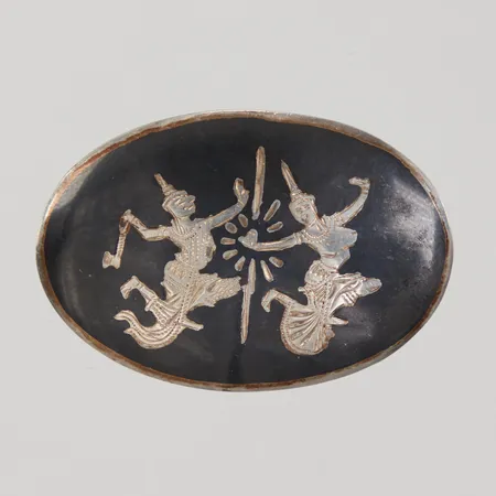 Brosch, emalj, dansande figurer, ca 30x40mm, Thailändsk, ESC made in Siam, Silver 925/1000 Vikt: 7,1 g