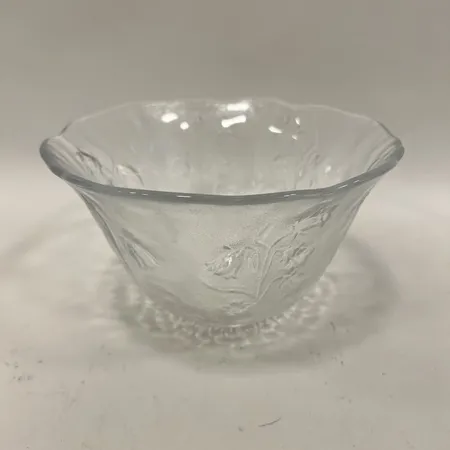 Skål, Ø18cm, höjd 10,5cm, glas, motiv av blåklocka. Skickas med paket.