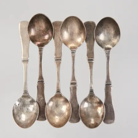 Sex Mockaskedar, modell Uppsala, 10cm, MGAB Silver 830/1000  Vikt: 56,5 g