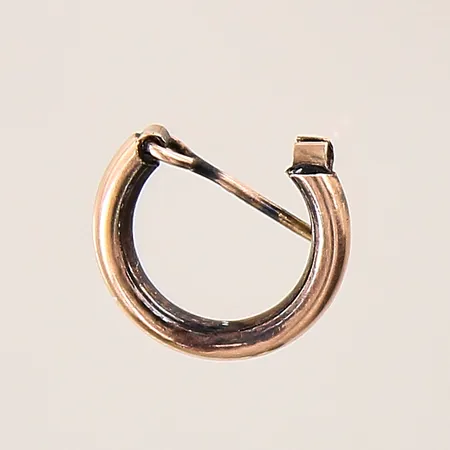 Udda örhänge, creol, Ø10mm, bredd 1,7mm, 14K Vikt: 0,3 g