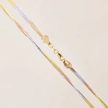 Collier, trefärgad, längd: 51cm, bredd: 2,7mm, något skev, 14K  Vikt: 9,4 g