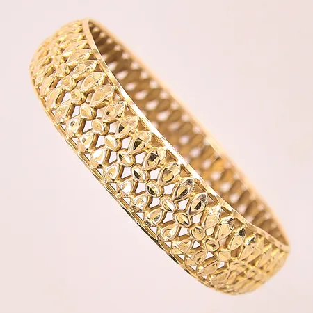 Armring med dekor, Ø60mm, bredd 14mm, skev/skadad, 18K Vikt: 12,4 g