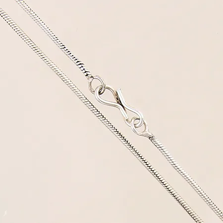 Kedja Ormlänk, längd: 42,5cm, bredd: 1,4mm, silver 925/1000 Vikt: 5,9 g
