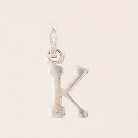 Hänge bokstaven K, 12x7mm, GHA, silver 925/1000 Vikt: 0,6 g