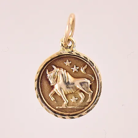 Hänge, Oxe, 19x11,5mm, 18K  Vikt: 0,6 g