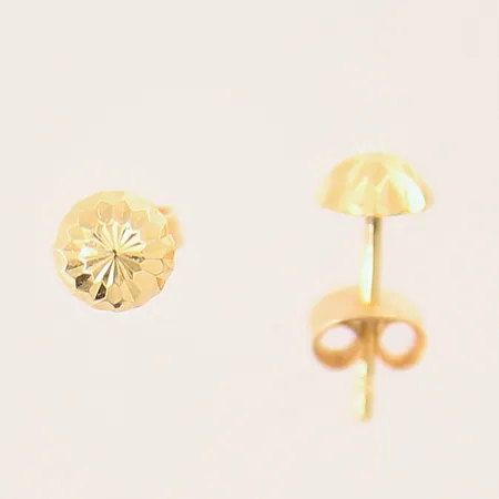 Ett par örhängen, Ø4,8mm, 18K  Vikt: 0,5 g