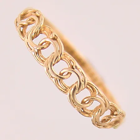 Ring Bismarck, stl 17¼, bredd 1,5-4mm, 18K Vikt: 0,9 g