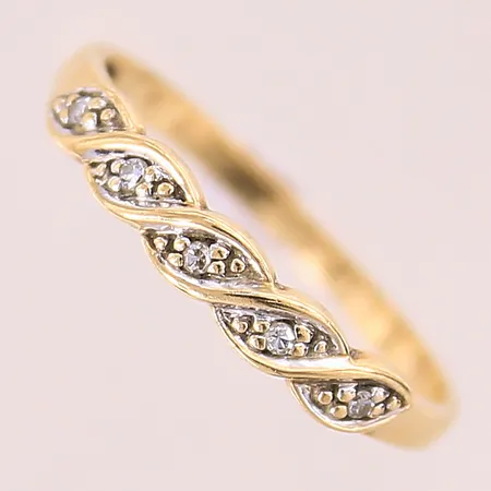 Ring med 8/8-slipade diamanter, stl 18, bredd 1,5-3,4mm, 18K Vikt: 1,6 g