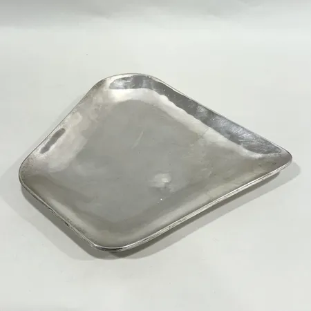 Fat, bredd: 24x19cm, höjd: 3cm, bucklor, Mexico Sterling, silver 925/1000 Vikt: 344,9 g