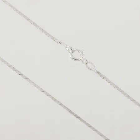 Kedja platt, längd ca 40cm, bredd 1,5mm, silver 835/1000 Vikt: 4,1 g