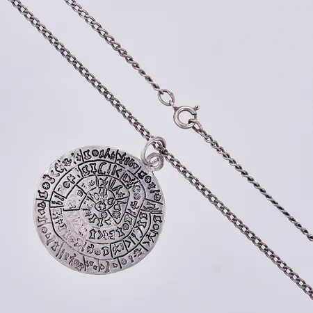 Kedja Pansar med hänge, längd kedja: ca 62,5cm, bredd: ca 2,5mm, längd hänge: ca 4,5cm, Ø ca 37mm, 925/1000 silver  Vikt: 14,9 g