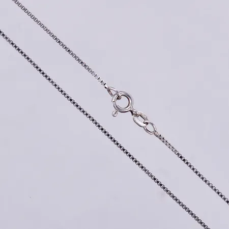 Kedja Venezia, längd: ca 37cm, bredd: ca 1mm, 925/1000 silver  Vikt: 2,5 g