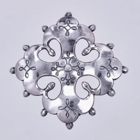 Brosch, Ø ca 35mm, Kalevala Koru, Finland, år 1976, 925/1000 silver  Vikt: 5,2 g