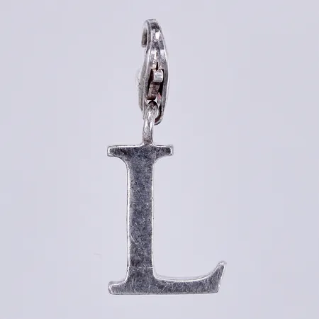 Hänge, bokstaven L, Thomas Sabo, längd: ca 2,2cm, bredd: ca 2-10mm, 925/1000 silver  Vikt: 1,6 g