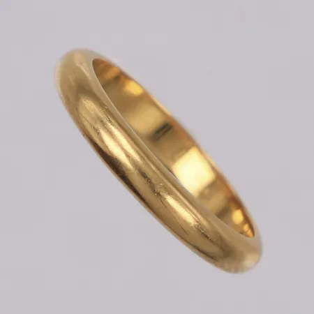 Ring, stl 17, bredd 3mm, 18K Vikt: 4,1 g