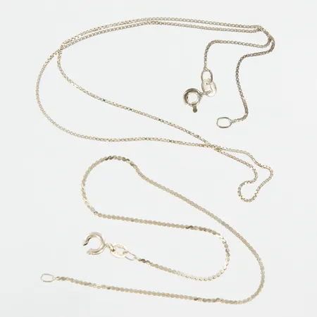 1 armband, 1 kedja, skevheter, 925/1000 Silver Vikt: 2,6 g
