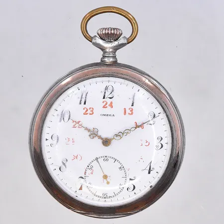 Fickur Omega, manuell, liten sekundvisare, Ø52 mm, boett nr4796279, urverks nr 4123885, fungerar vid testtillfället, silver 800/1000. Bruttovikt 92,2g.