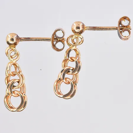 Ett par örhängen Bismarck, längd 18 mm, bredd 5 mm, 18K. Vikt: 1,2 g