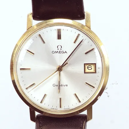 Herrur Omega mekanisk, Ø34mm, saknas krona, datum, gravyr, 18k bruttovikt 33gr   Vikt: 0 g