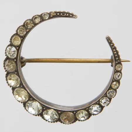 Brosch, vita stenar, Ø29-31mm, 900/1000 silver Vikt: 6,9 g
