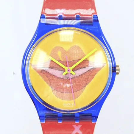 Damur retro Swatch, Hugs & Kisses, längd 23cm, originalask, behova av batteribyte. Vikt: 0 g