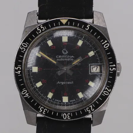 Herrur Certina Argonaut, Diver, 37mm, s.k. "Cross Dial", stål, automatisk, ref: 5801-122, srn: 6719098, cal 25-651, 1970-tal, datum, defekt läderband, repigt plexiglas och boett, inga tillbehör