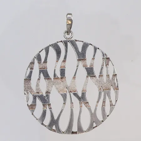 Hänge, 55x42mm inklusive hängöglan, stämplad K&L, Silver 835/1000 Vikt: 12,6 g