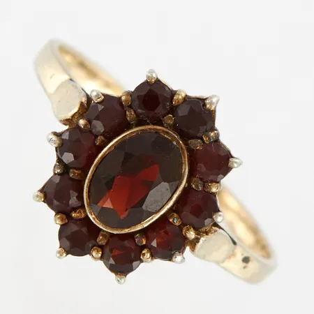 Ring med granater, stl 20, bredd ca 15mm, sliten förgyllning, 925/1000 Silver Vikt: 3,2 g