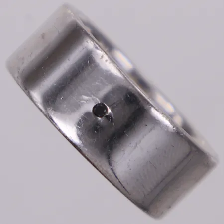 Ring med svart sten, stl 21½, bredd 10mm, GHA, silver 925/1000 Vikt: 14,2 g