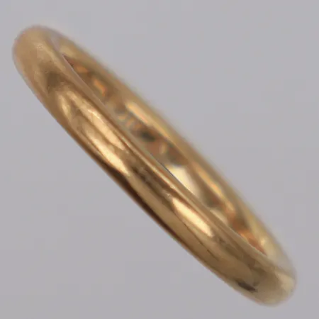 Ring, Ole Lynggaard, stl 19½, bredd 3mm, 14K  Vikt: 6,2 g