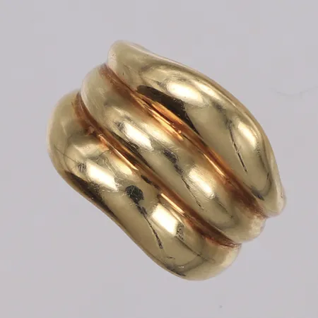 Ring, stl 18½, bredd 6-16mm, bucklor, 14K  Vikt: 4,8 g