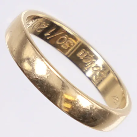 Ring, slät, stl 19, bredd 4mm, Schalins, gravyr, 18K Vikt: 5 g