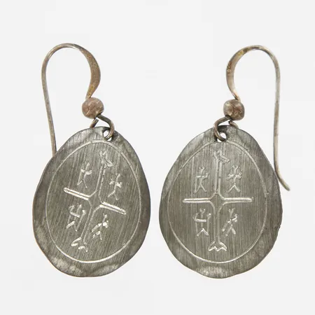 Ett par örhängen, Jokkmokks Tenn, ca 33mm, etui Vikt: 0 g