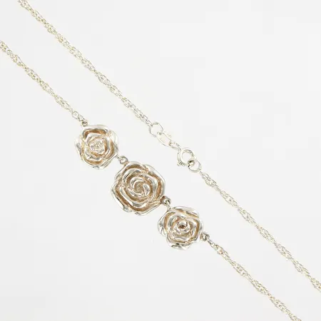 Collier med blommor, ca 45cm 2-12mm, 925/1000 Silver Vikt: 7,3 g