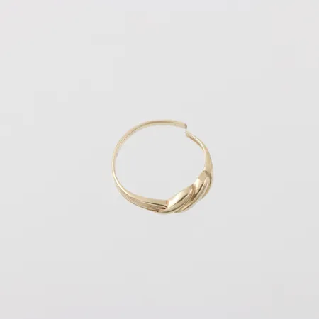 Trasigt guld, 14k. Vikt: 1,7 g