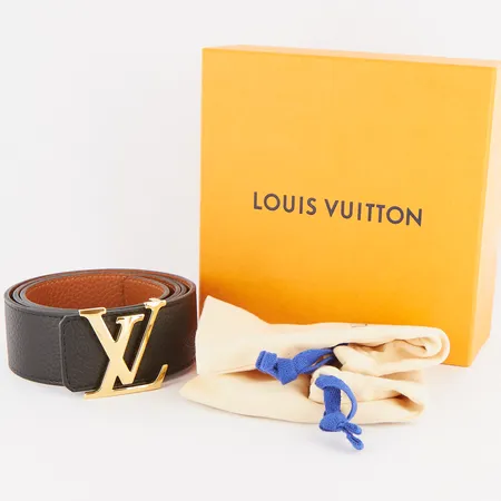 Skärp Louis Vuitton, modelnr: M9151, datecode: BP4129, färg svart med spänne i guldfärgad metall, vecka 42 2019, stl: 85/34, dustbag, kartong,  Vikt: 0 g